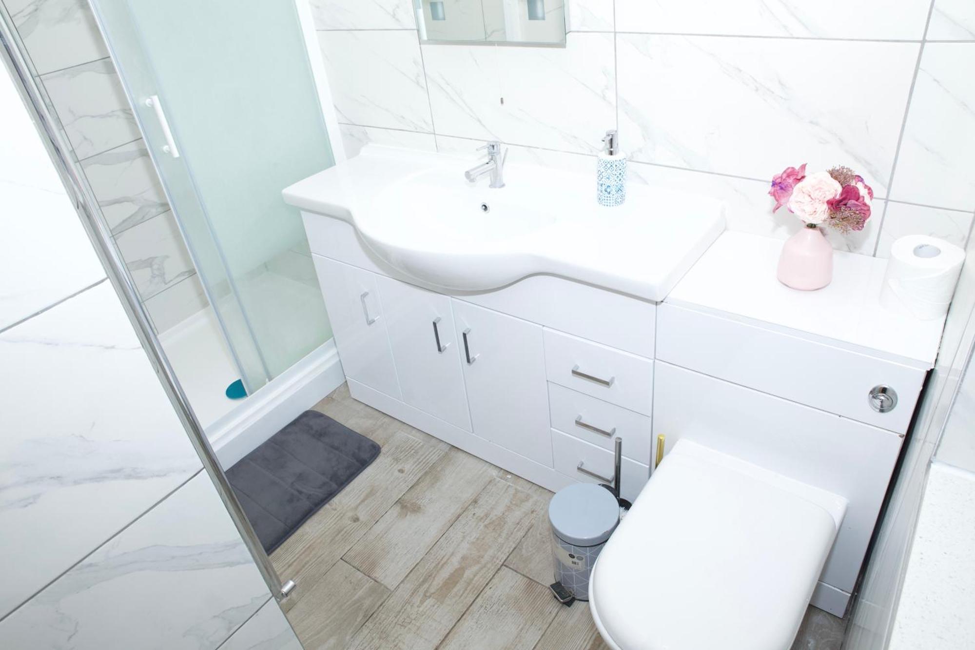 Spacious Modern 2 Bed Flat In City Centre Reading Exterior photo